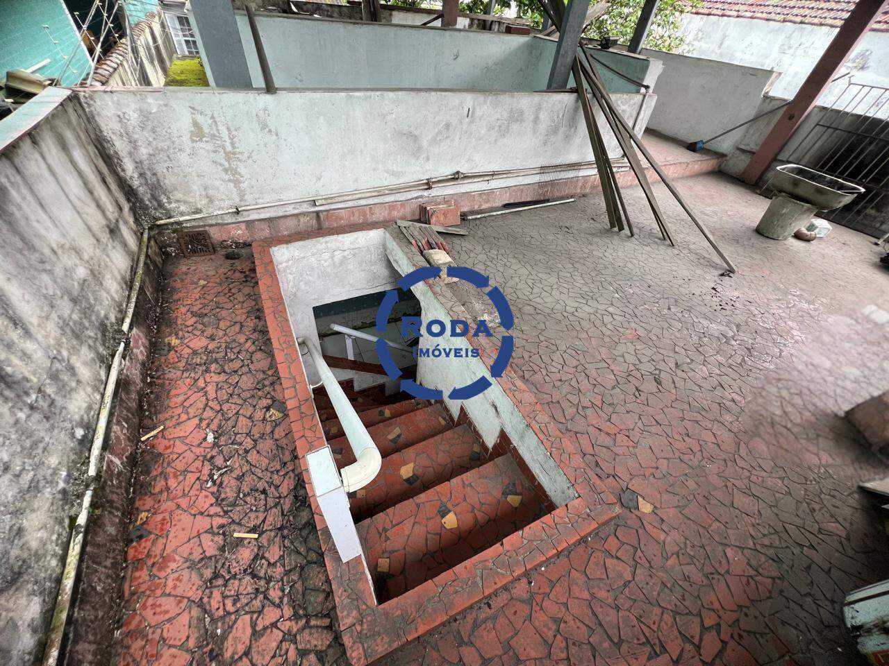 Casa à venda no Macuco: 