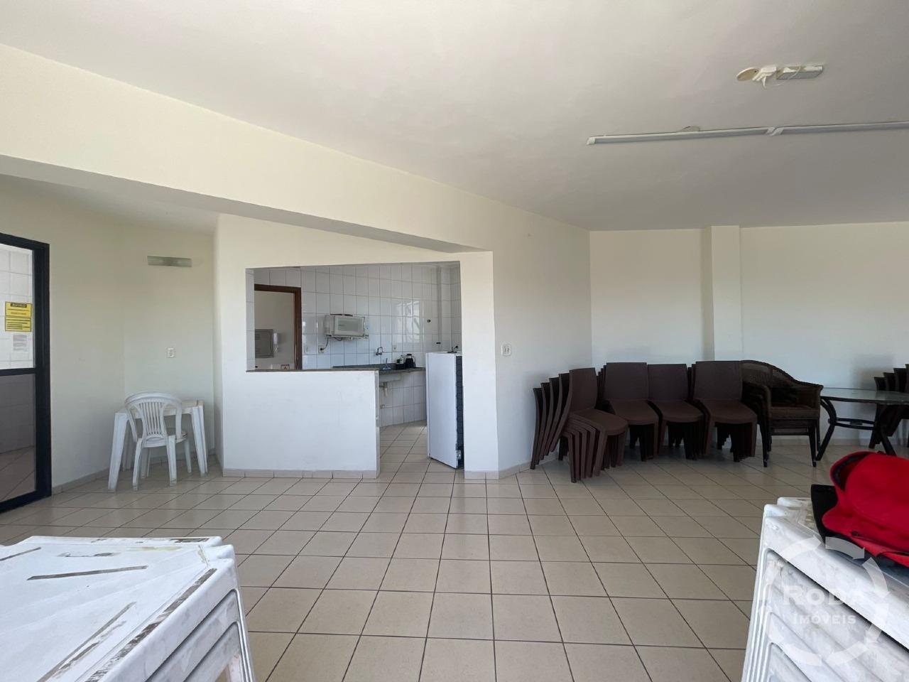 Apartamento à venda no Embaré: 