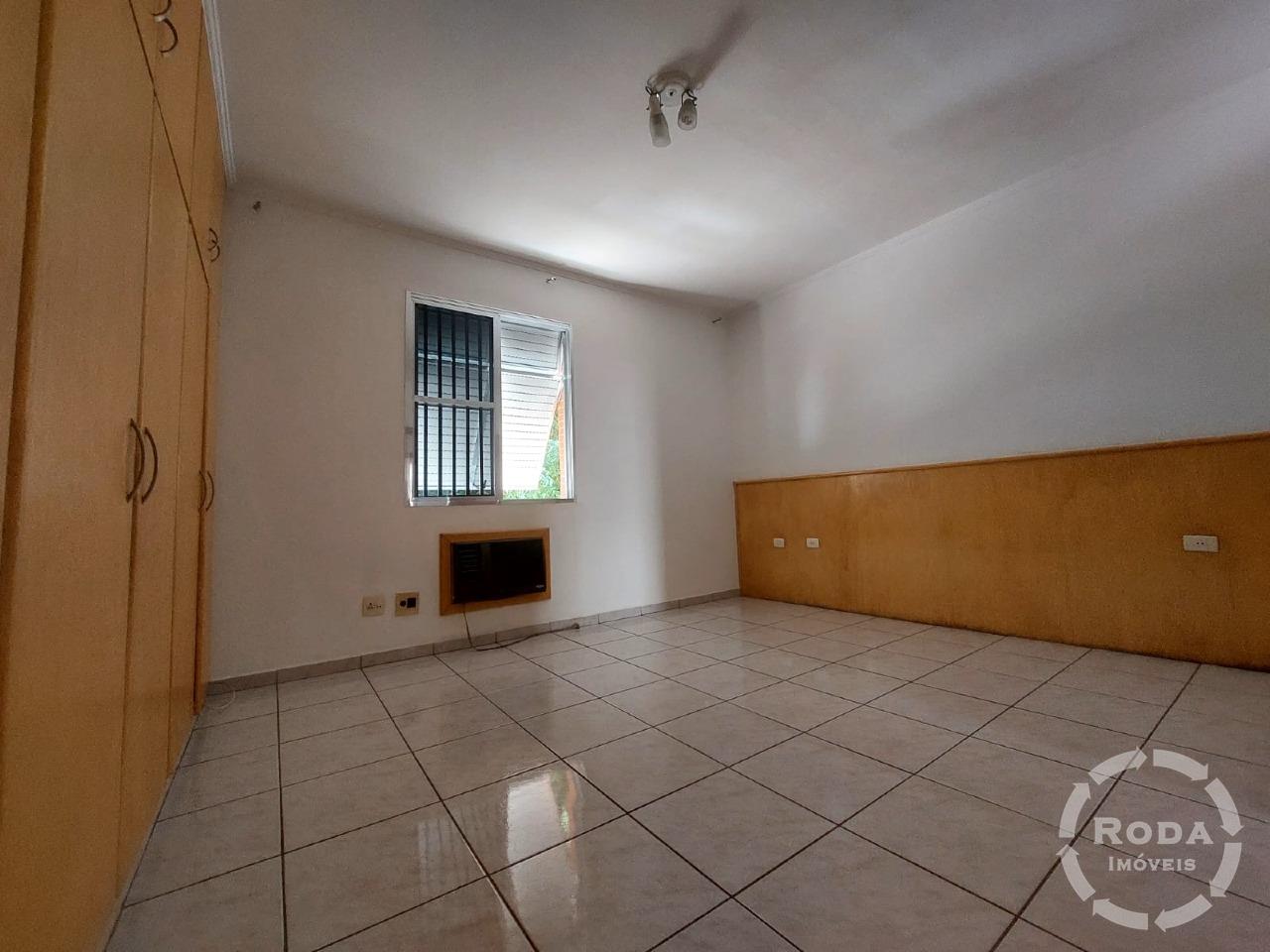 Sobrado à venda no Embaré: 