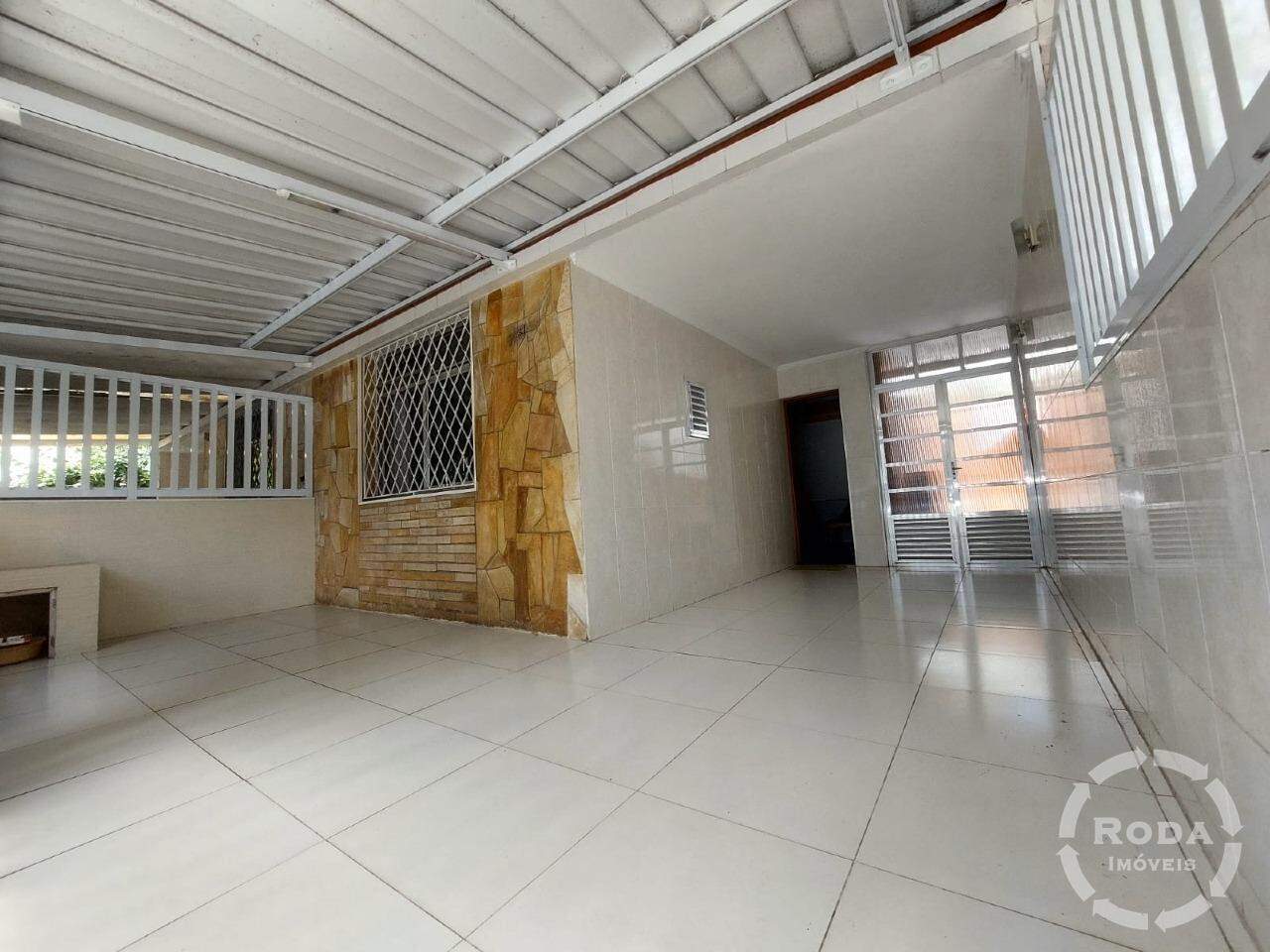 Sobrado à venda no Embaré: 