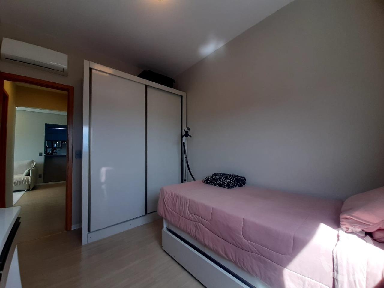 Apartamento à venda no Ponta da Praia: 