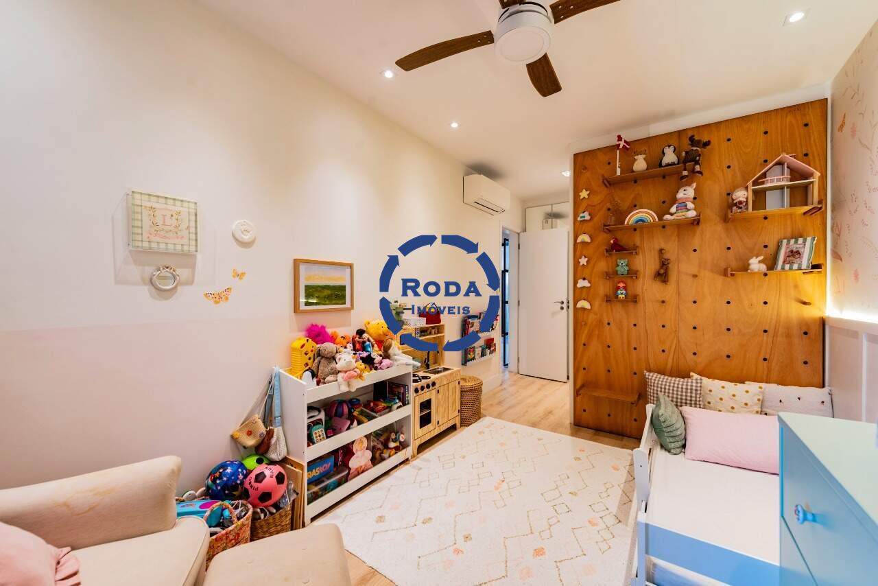 Apartamento à venda no Ponta da Praia: