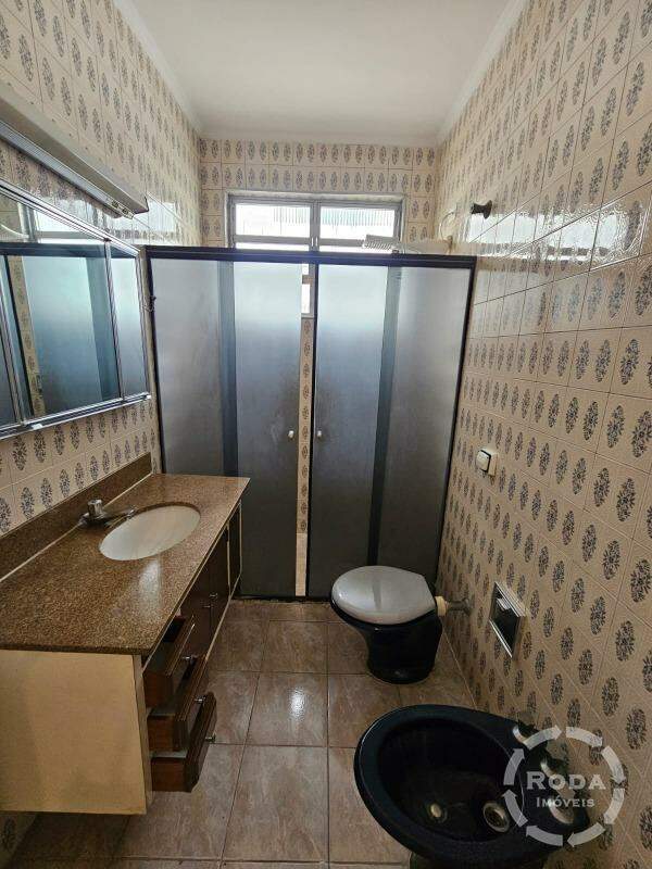 Casa para aluguel no Embaré: 