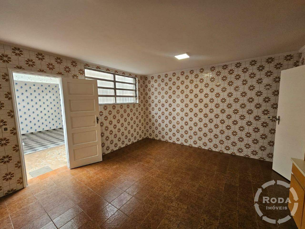 Casa para aluguel no Embaré: 