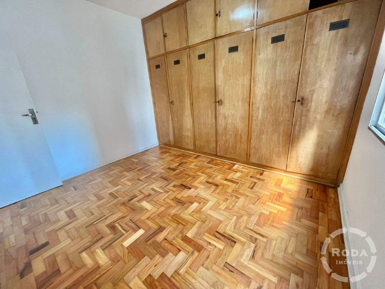 Casa para aluguel no Embaré: 
