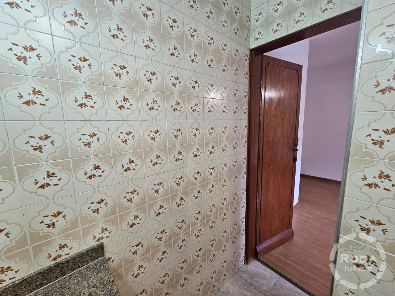 Casa para aluguel no Embaré: 