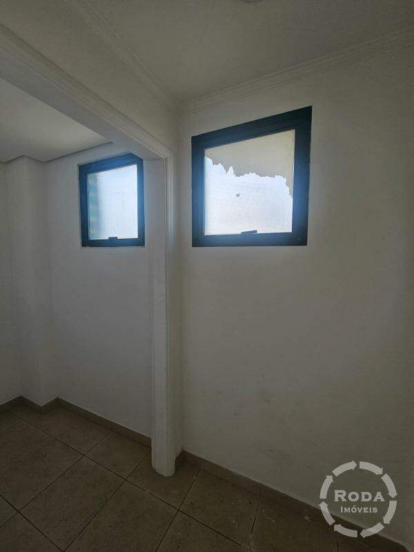 Sala à venda no Encruzilhada: 