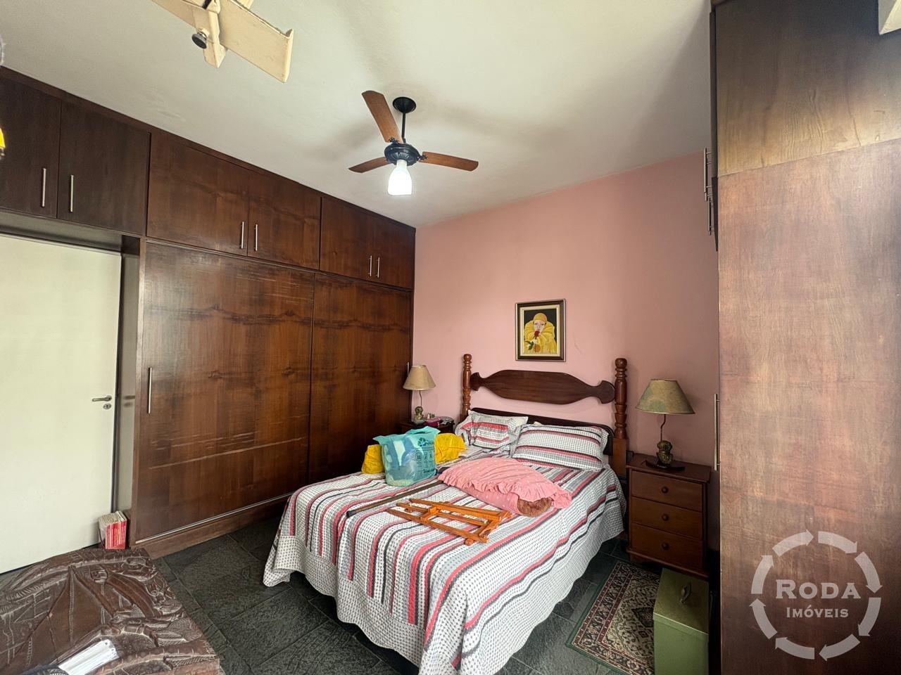 Apartamento à venda no Ponta da Praia: 