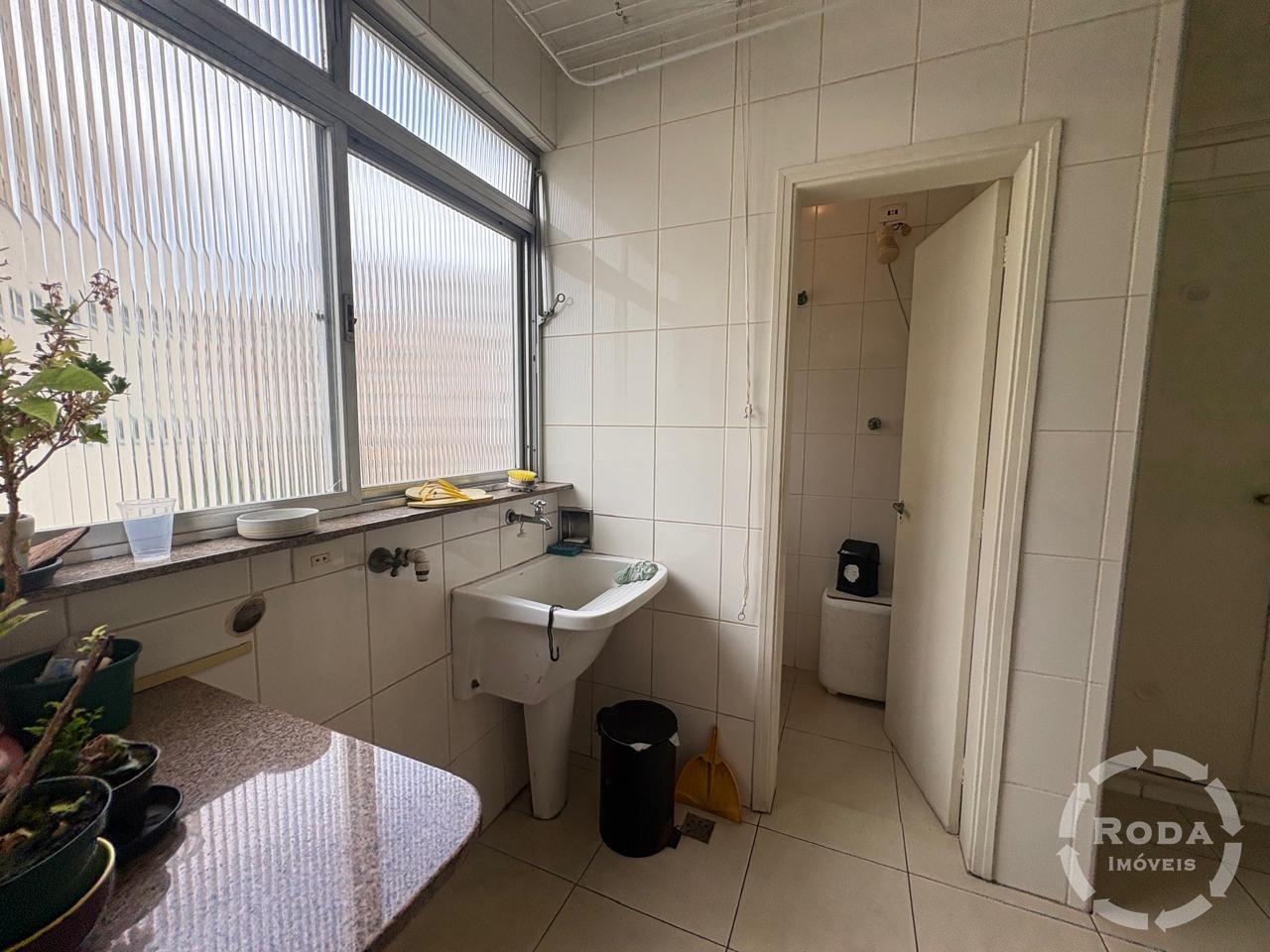 Apartamento à venda no Ponta da Praia: 