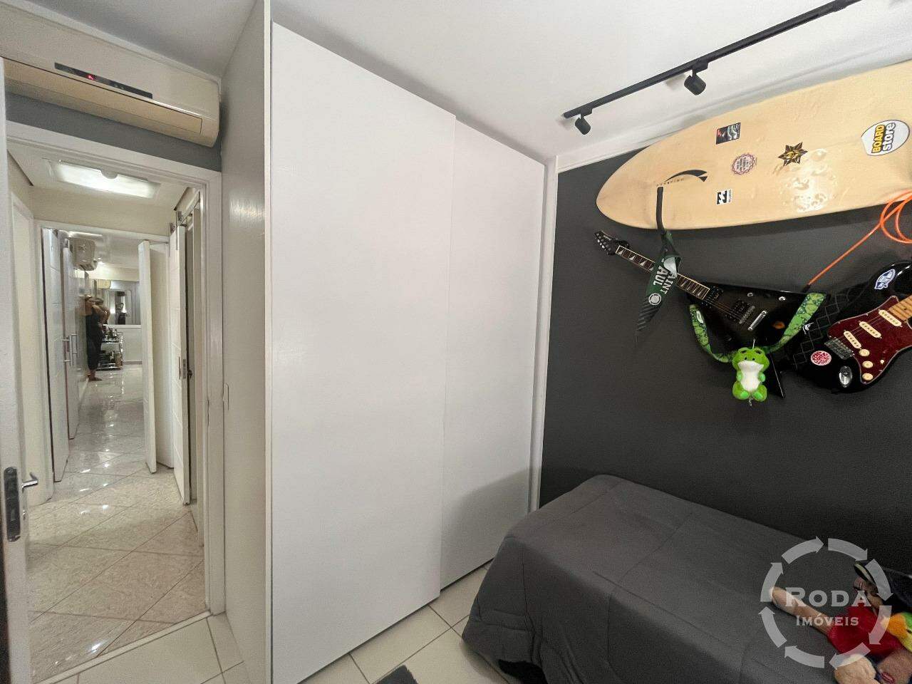 Apartamento à venda no Ponta da Praia: 