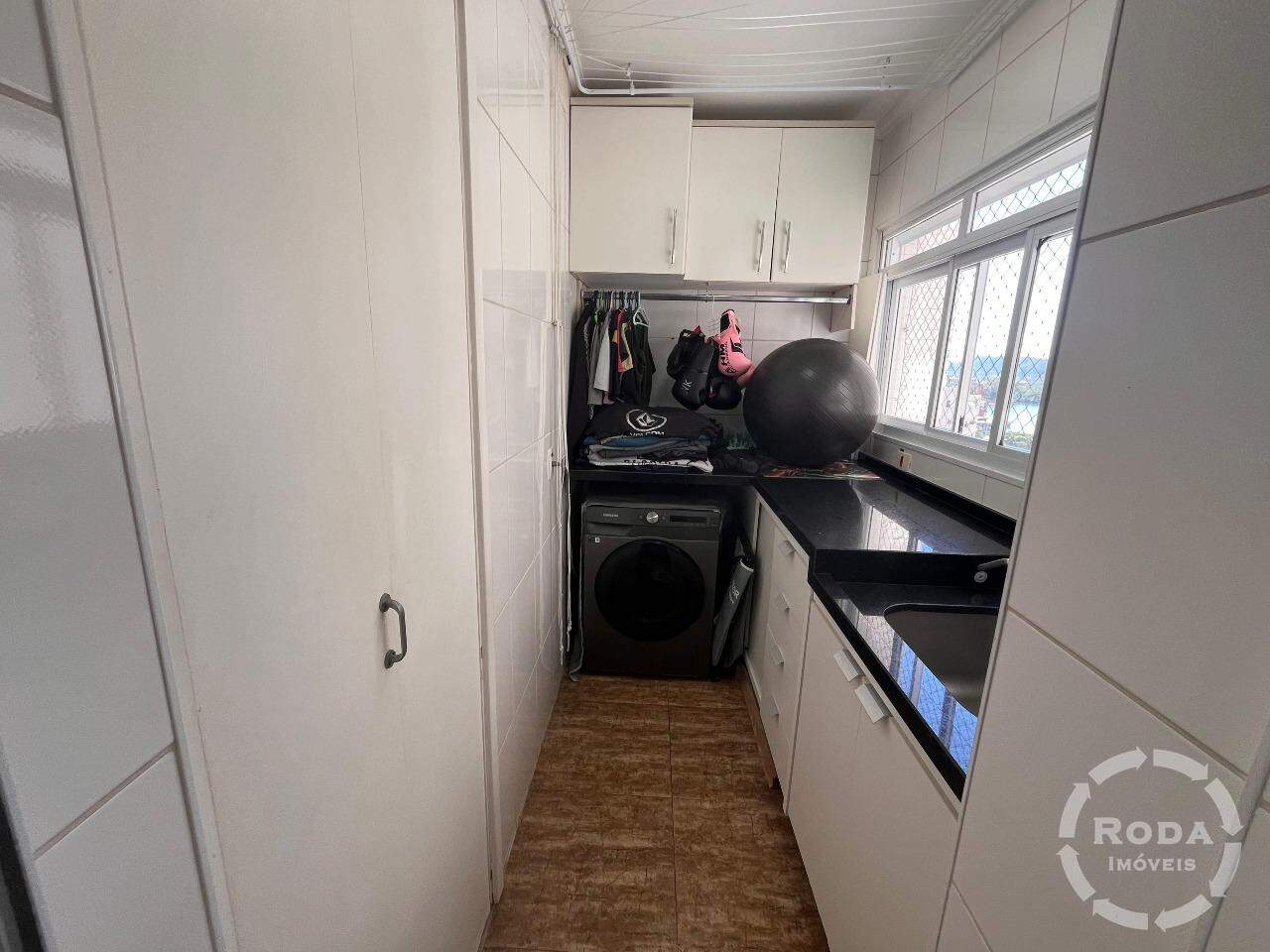 Apartamento à venda no Ponta da Praia: 