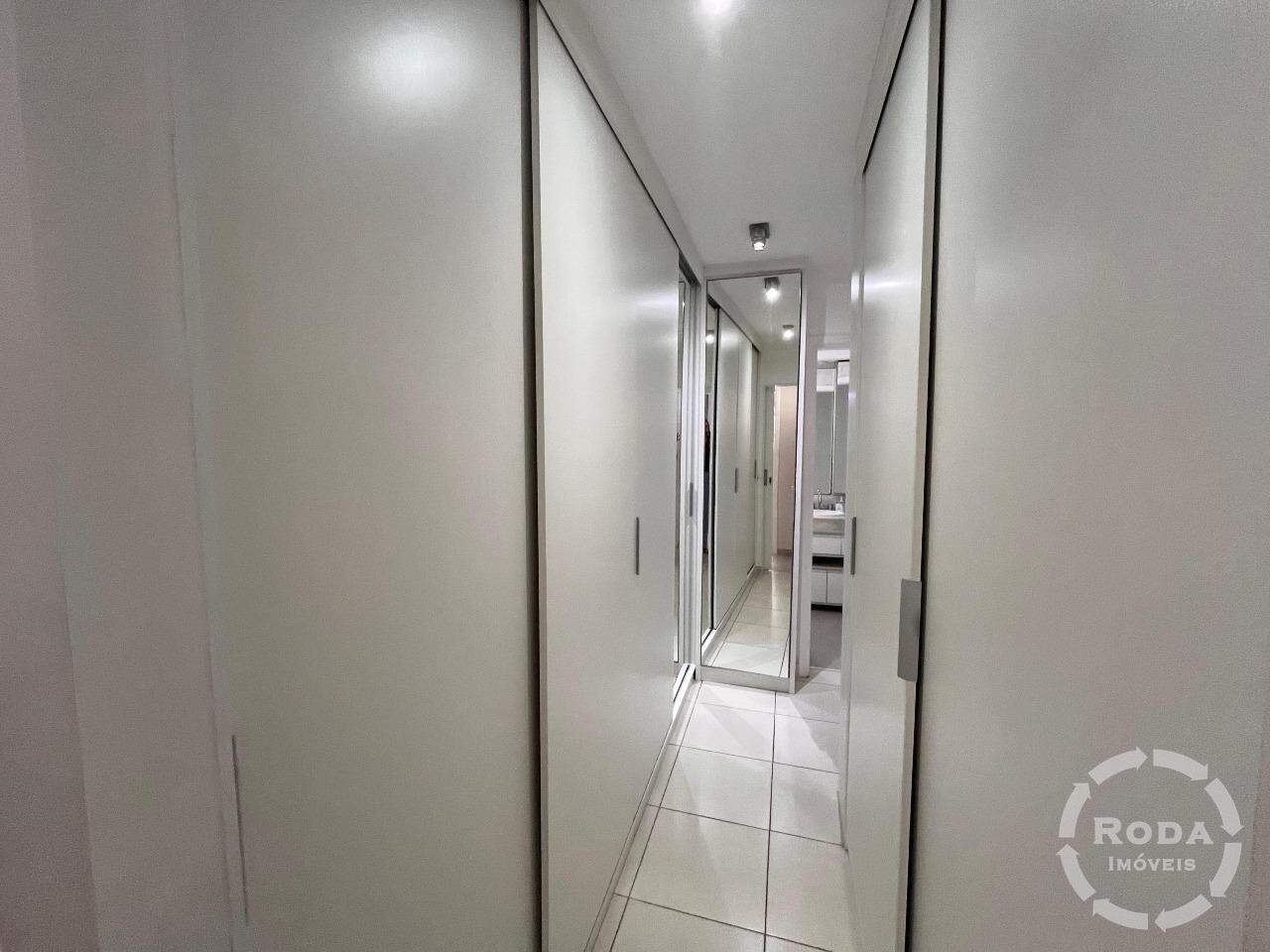 Apartamento à venda no Ponta da Praia: 