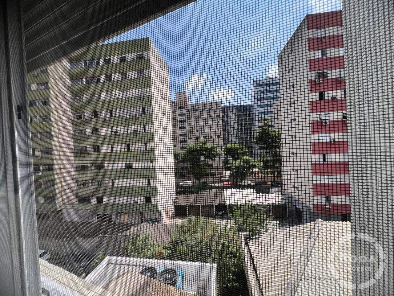 Apartamento à venda no Encruzilhada: 