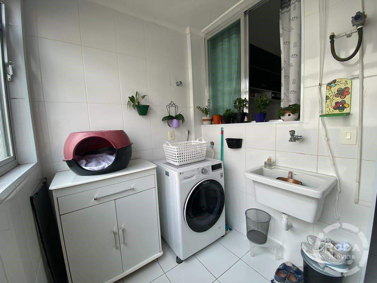 Apartamento à venda no Embaré: 