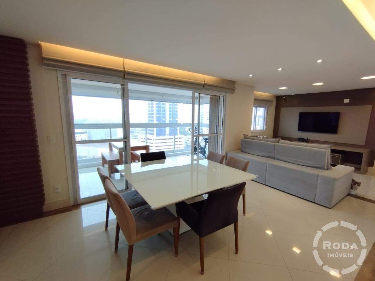 Apartamento à venda no Ponta da Praia: 