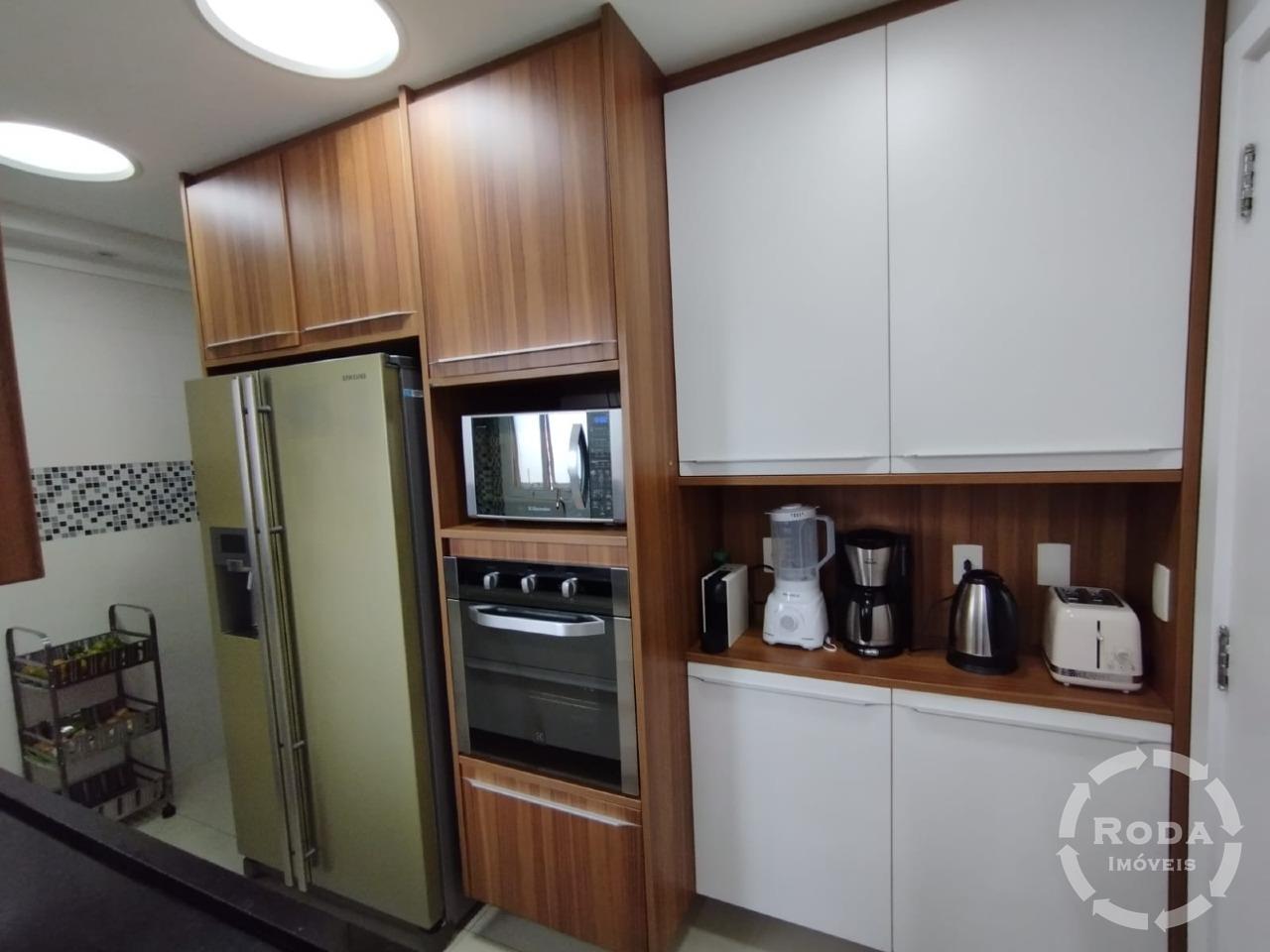 Apartamento à venda no Ponta da Praia: 