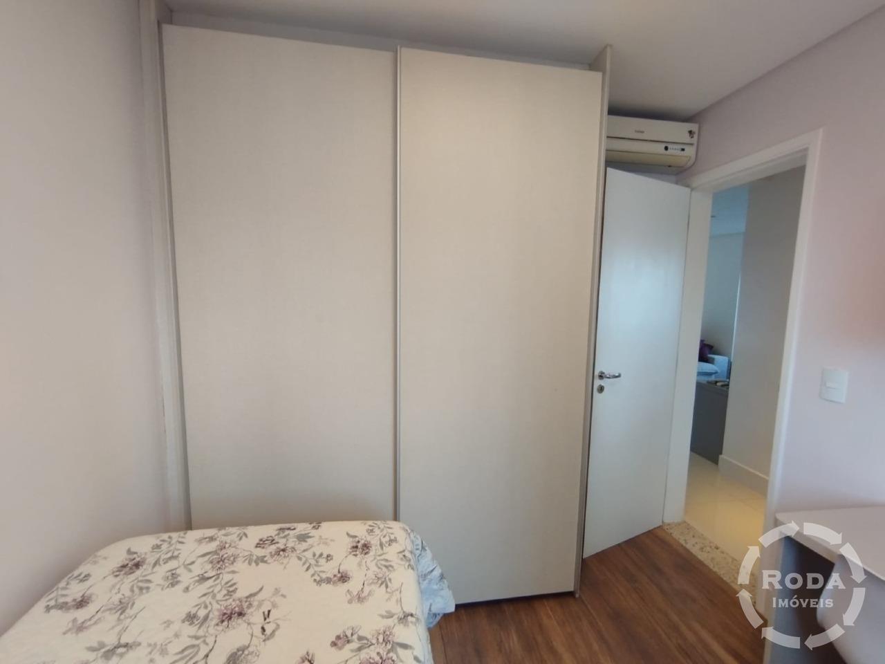 Apartamento à venda no Ponta da Praia: 