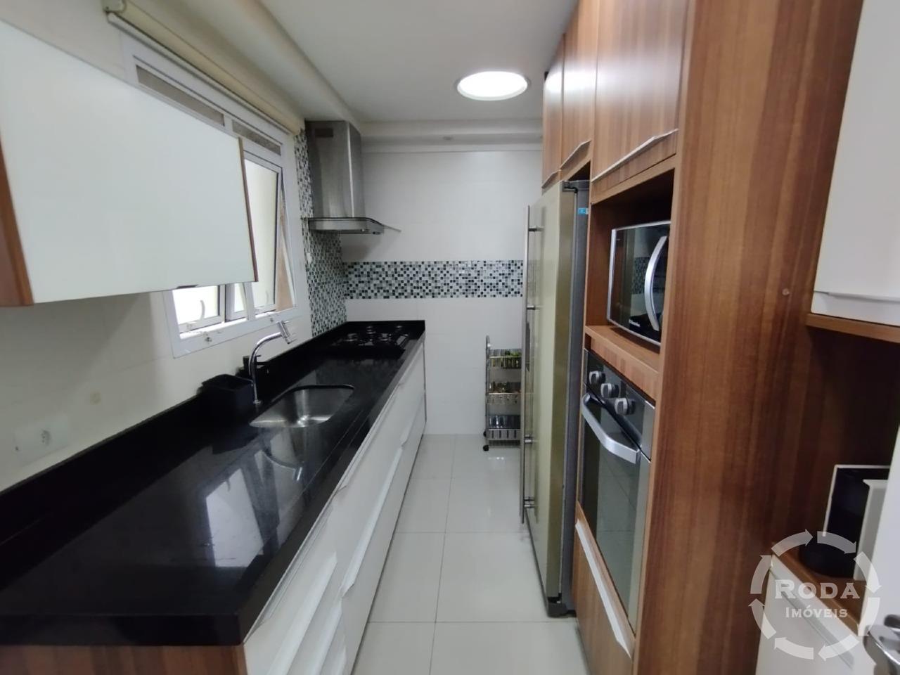 Apartamento à venda no Ponta da Praia: 
