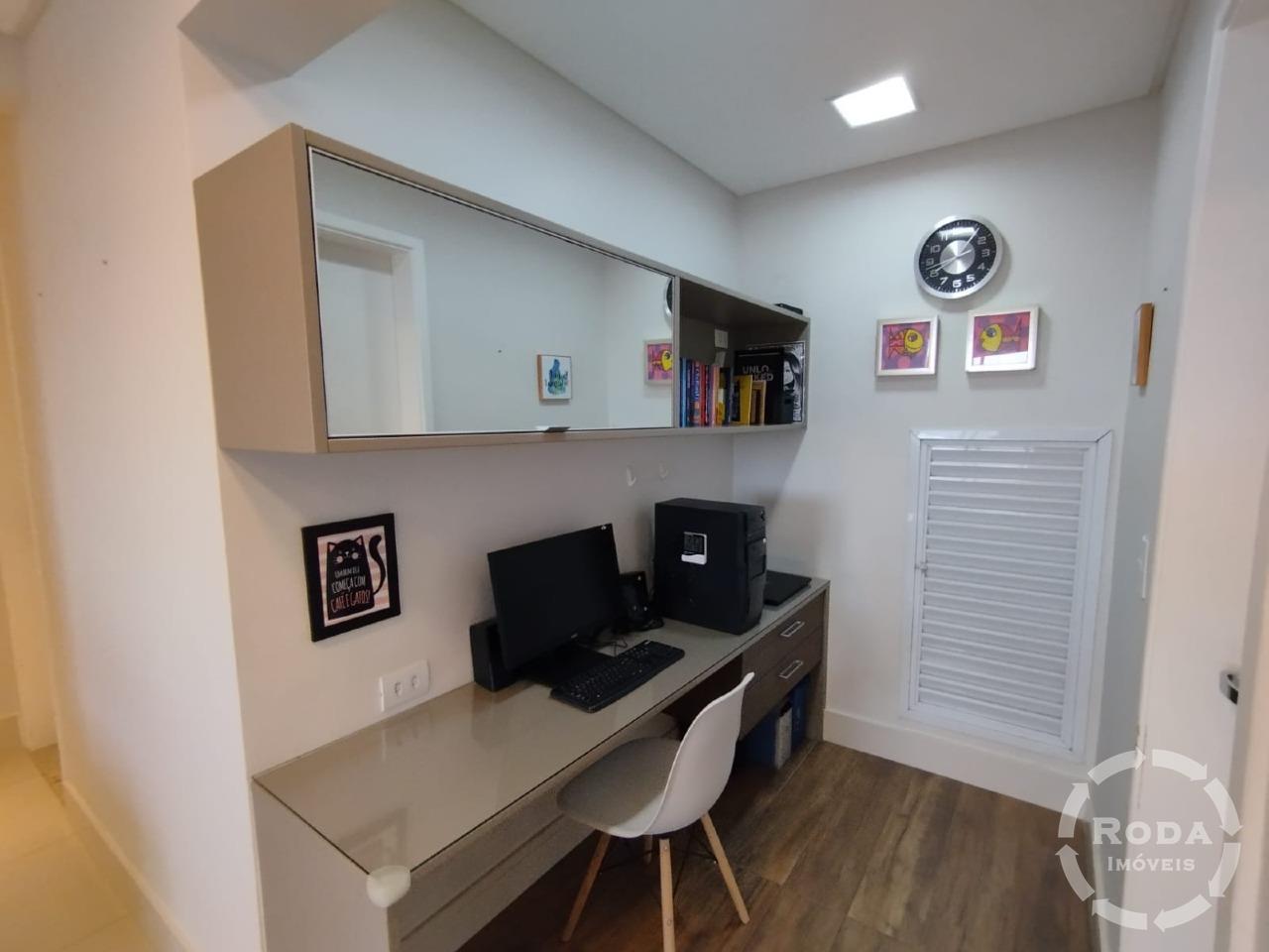 Apartamento à venda no Ponta da Praia: 