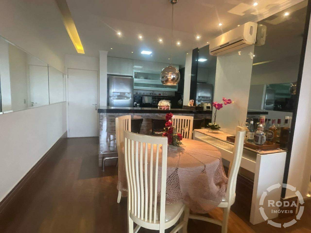 Apartamento à venda no Ponta da Praia: 
