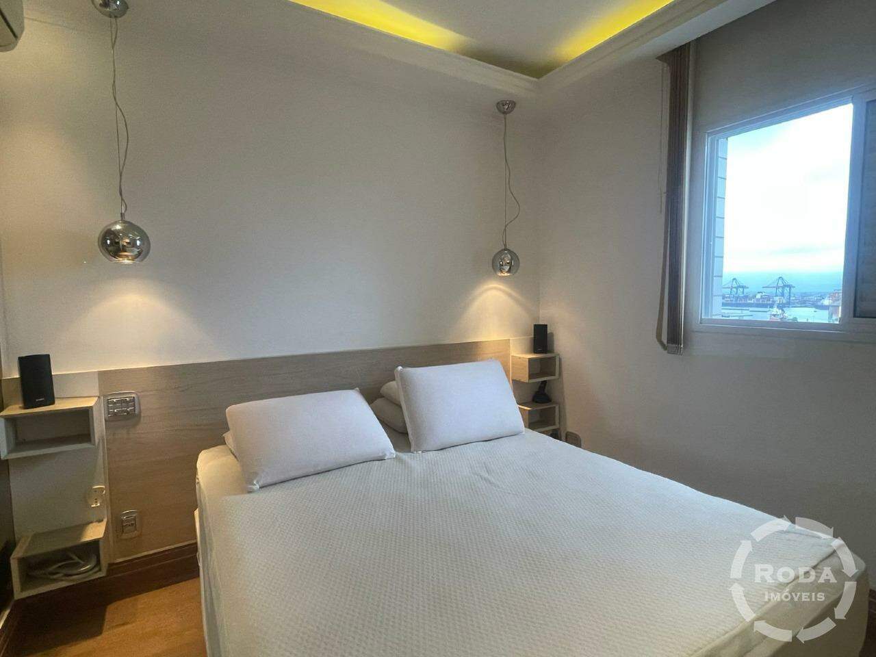 Apartamento à venda no Ponta da Praia: 