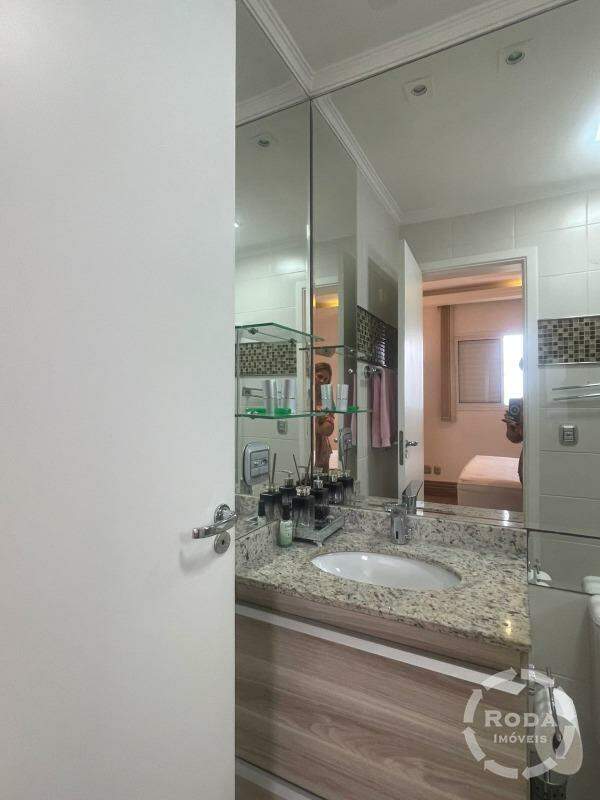 Apartamento à venda no Ponta da Praia: 
