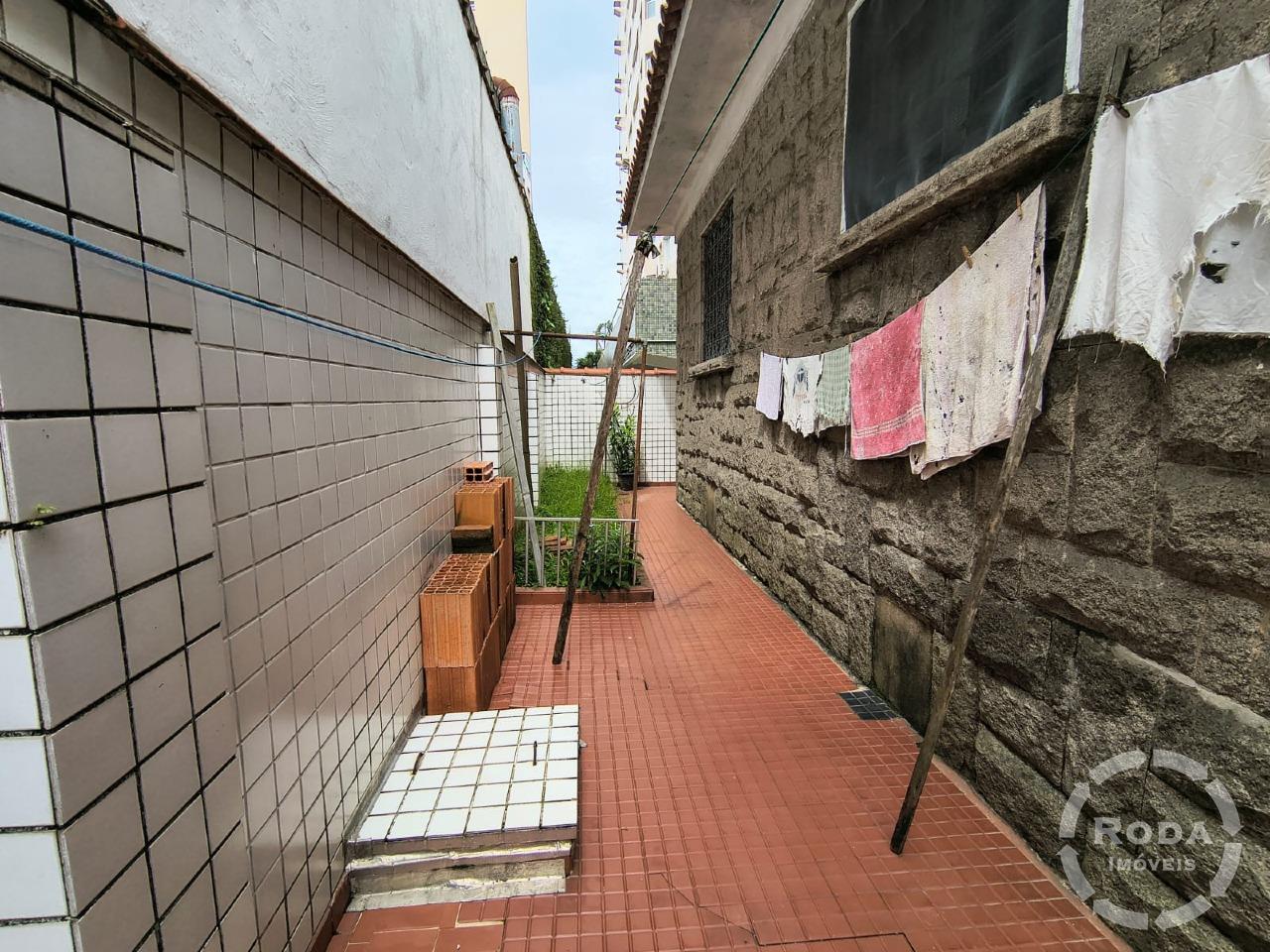 Casa à venda no Ponta da Praia: 