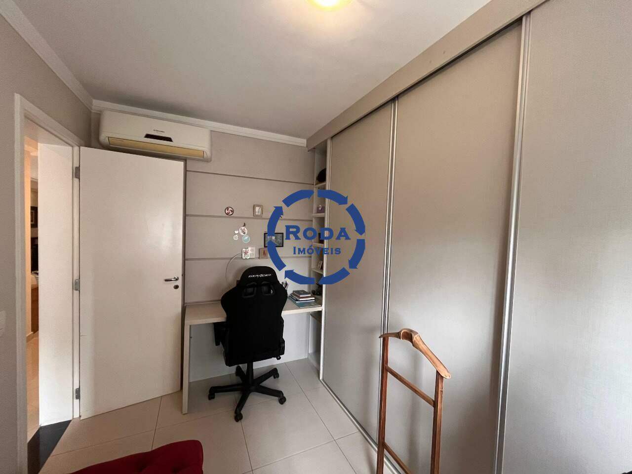Apartamento à venda no Ponta da Praia: 