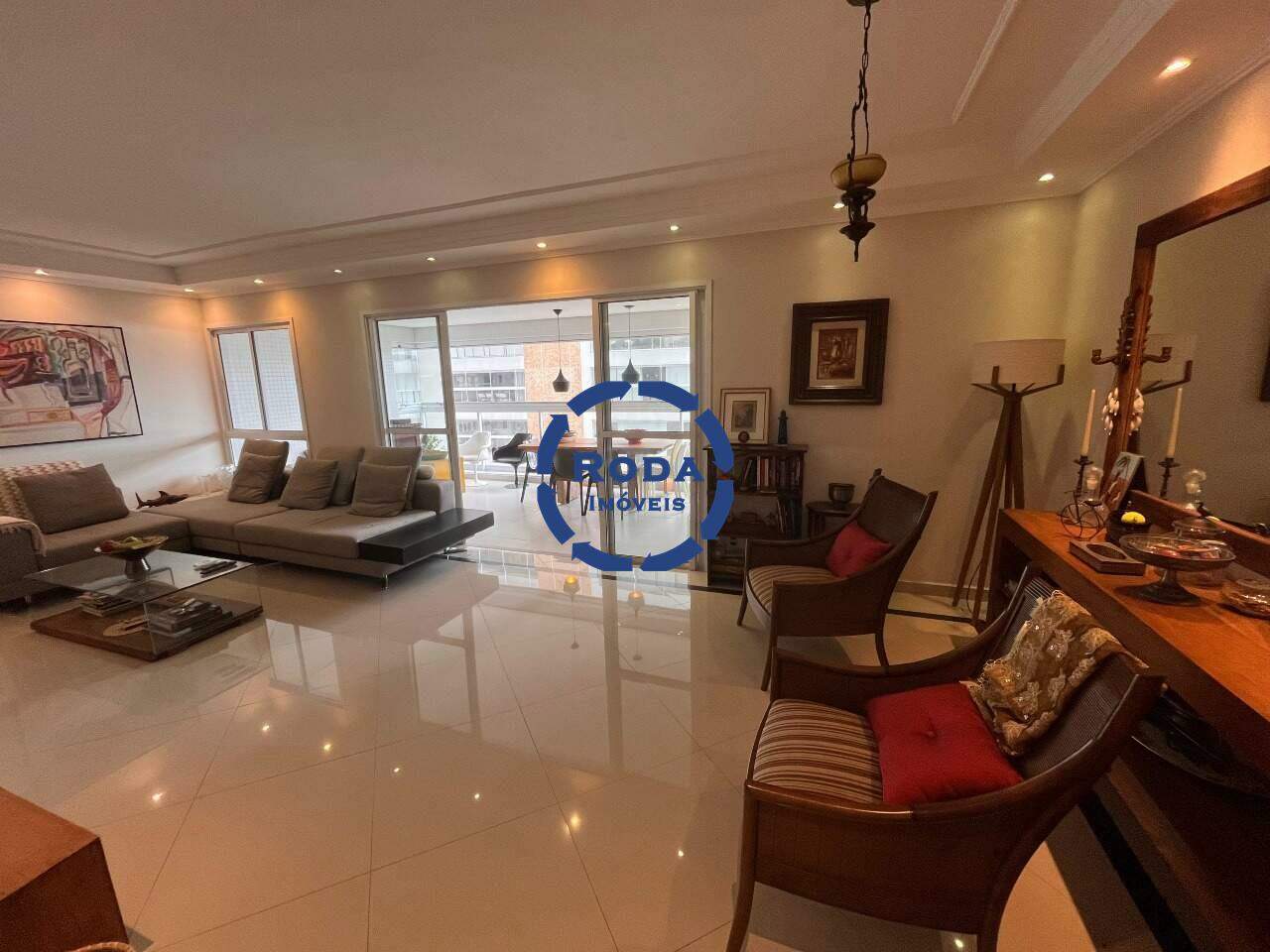 Apartamento à venda no Ponta da Praia: 