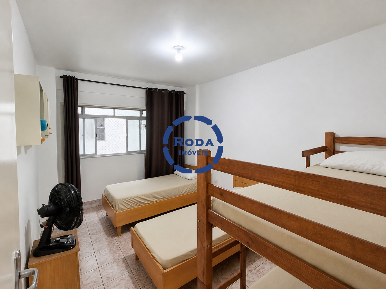 Apartamento à venda no Ponta da Praia: 