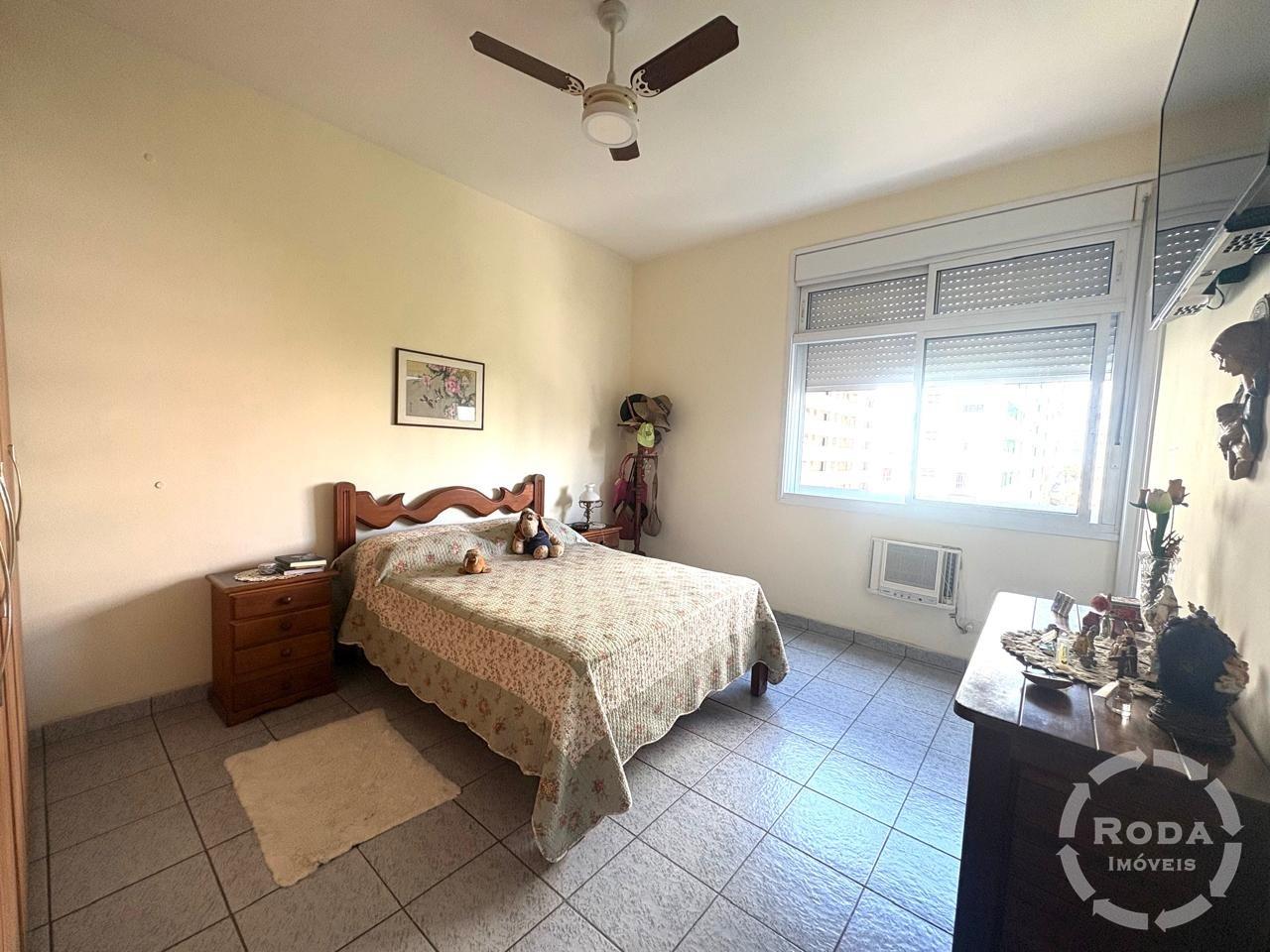 Apartamento à venda no Ponta da Praia: 