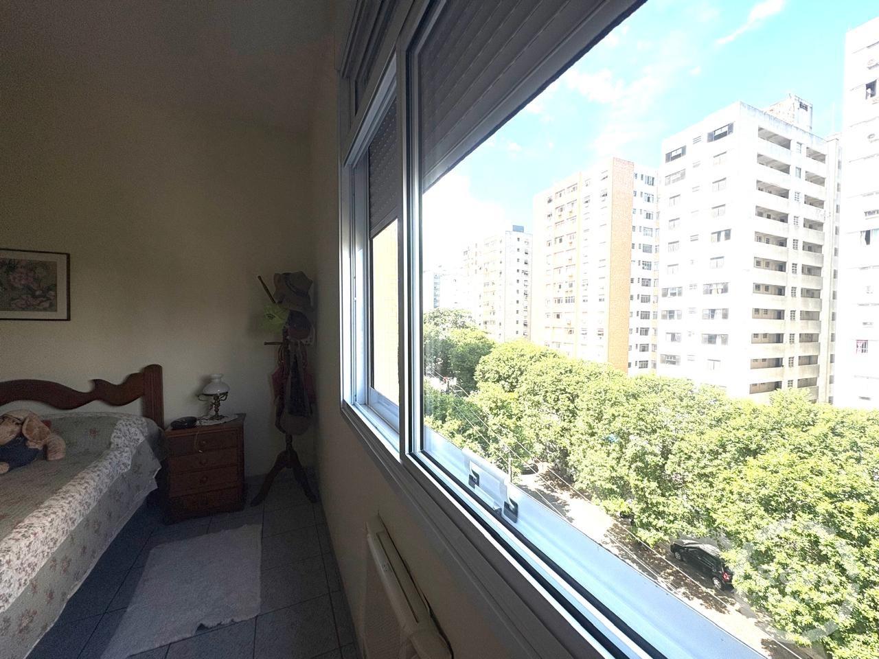 Apartamento à venda no Ponta da Praia: 