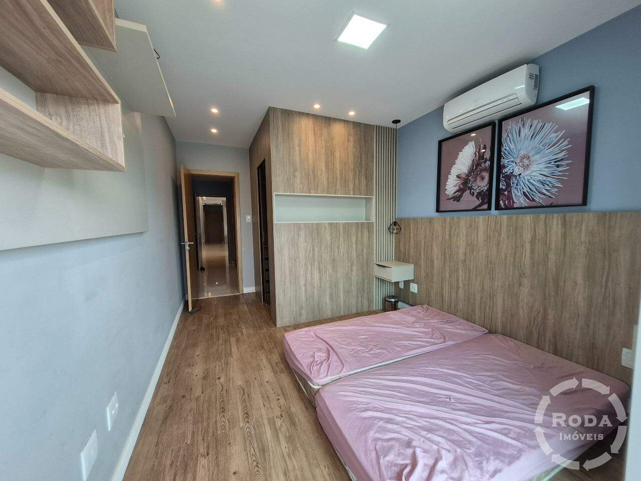 Apartamento à venda no Embaré: 