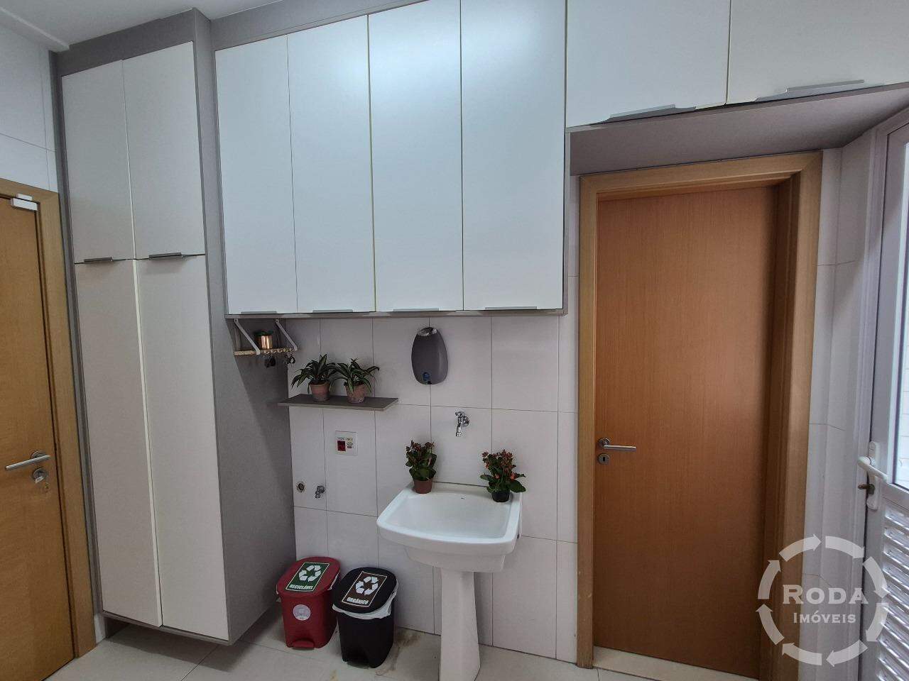 Apartamento à venda no Embaré: 