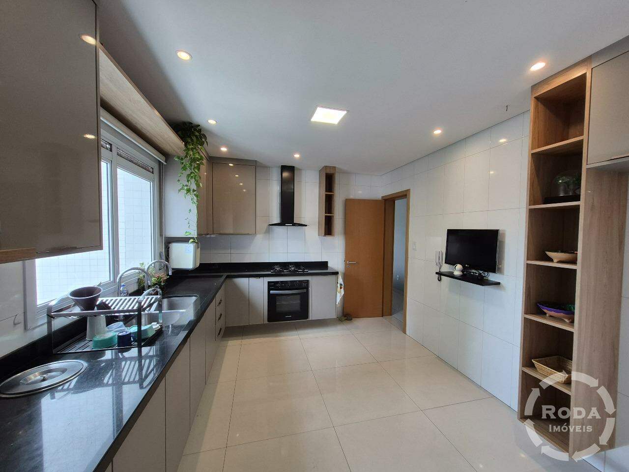 Apartamento à venda no Embaré: 