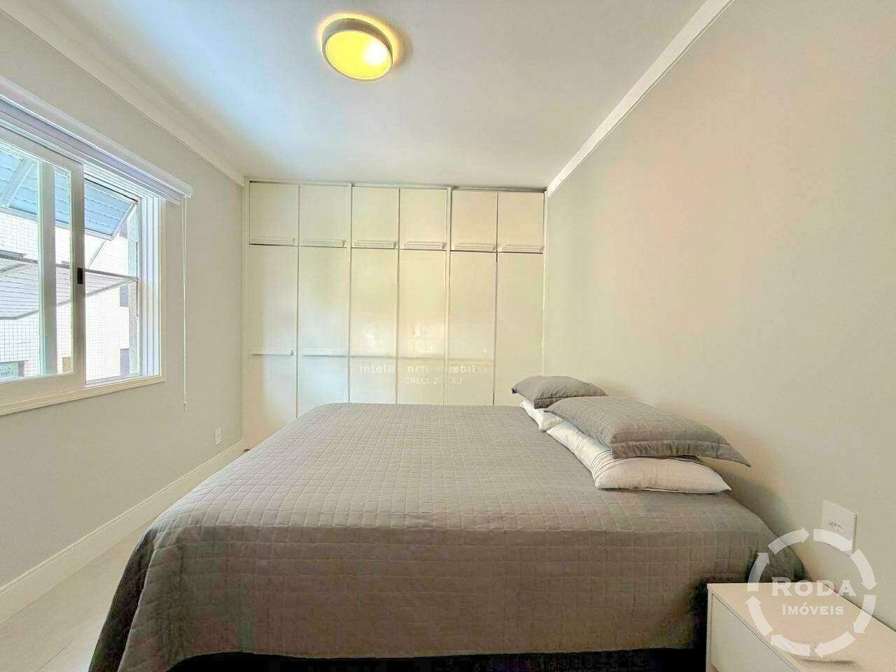 Apartamento à venda no Embaré: 