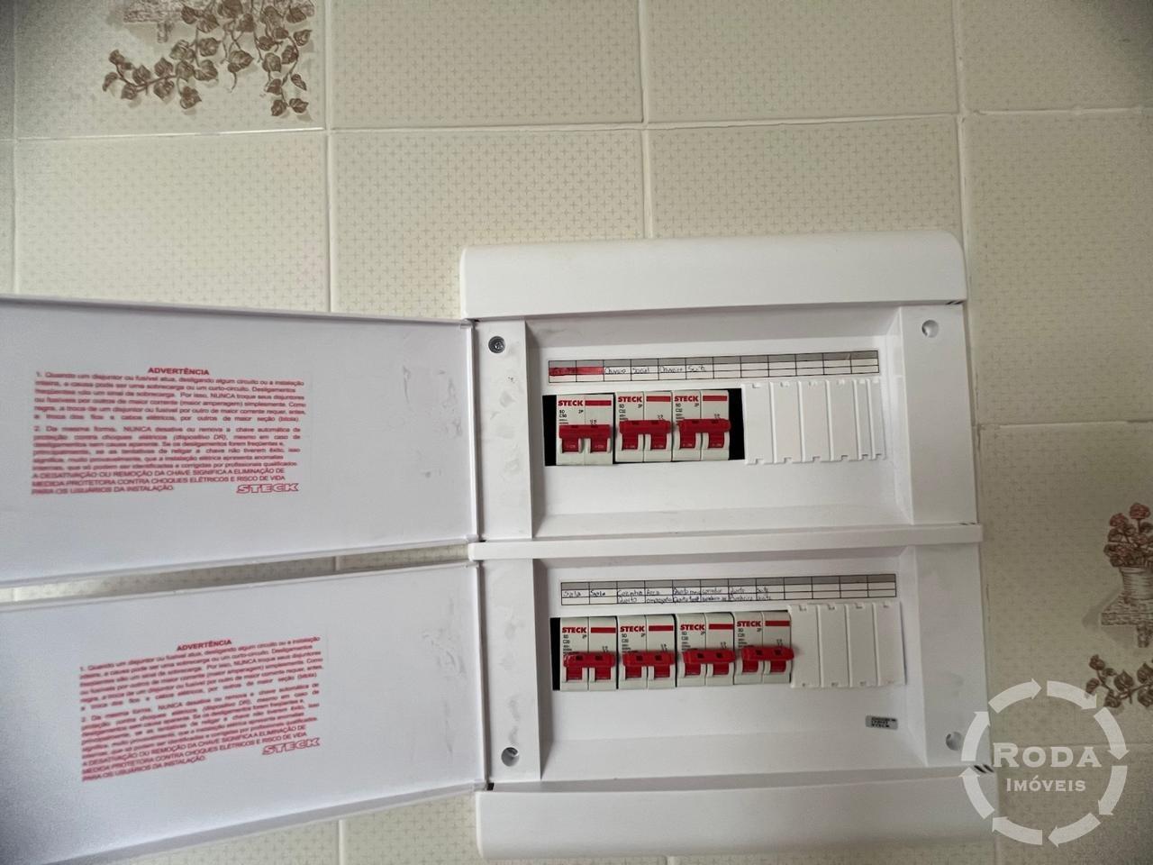 Apartamento à venda no Embaré: 