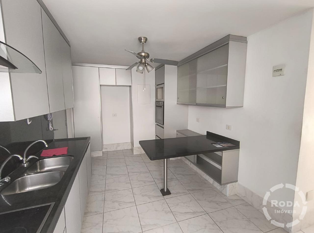 Apartamento à venda no Ponta da Praia: 