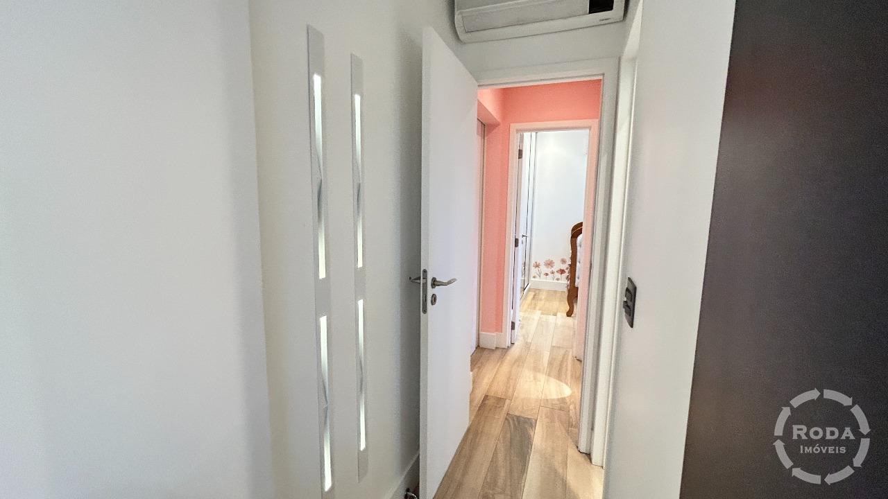 Apartamento à venda no Ponta da Praia: 