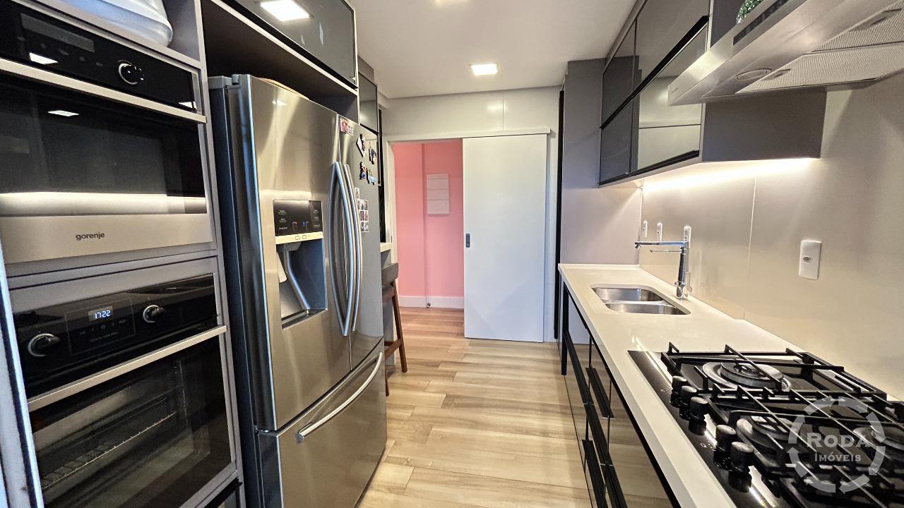 Apartamento à venda no Ponta da Praia: 