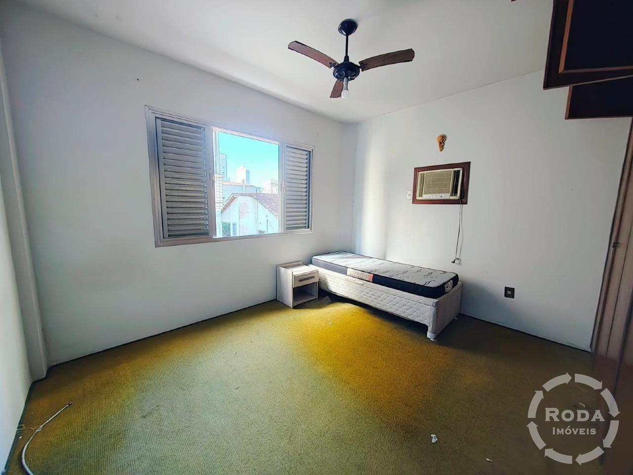 Apartamento à venda no Ponta da Praia: 