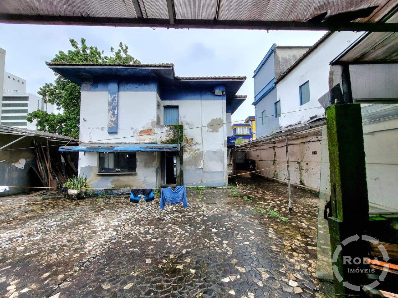 Sobrado Isolado para aluguel no Boqueirão: 