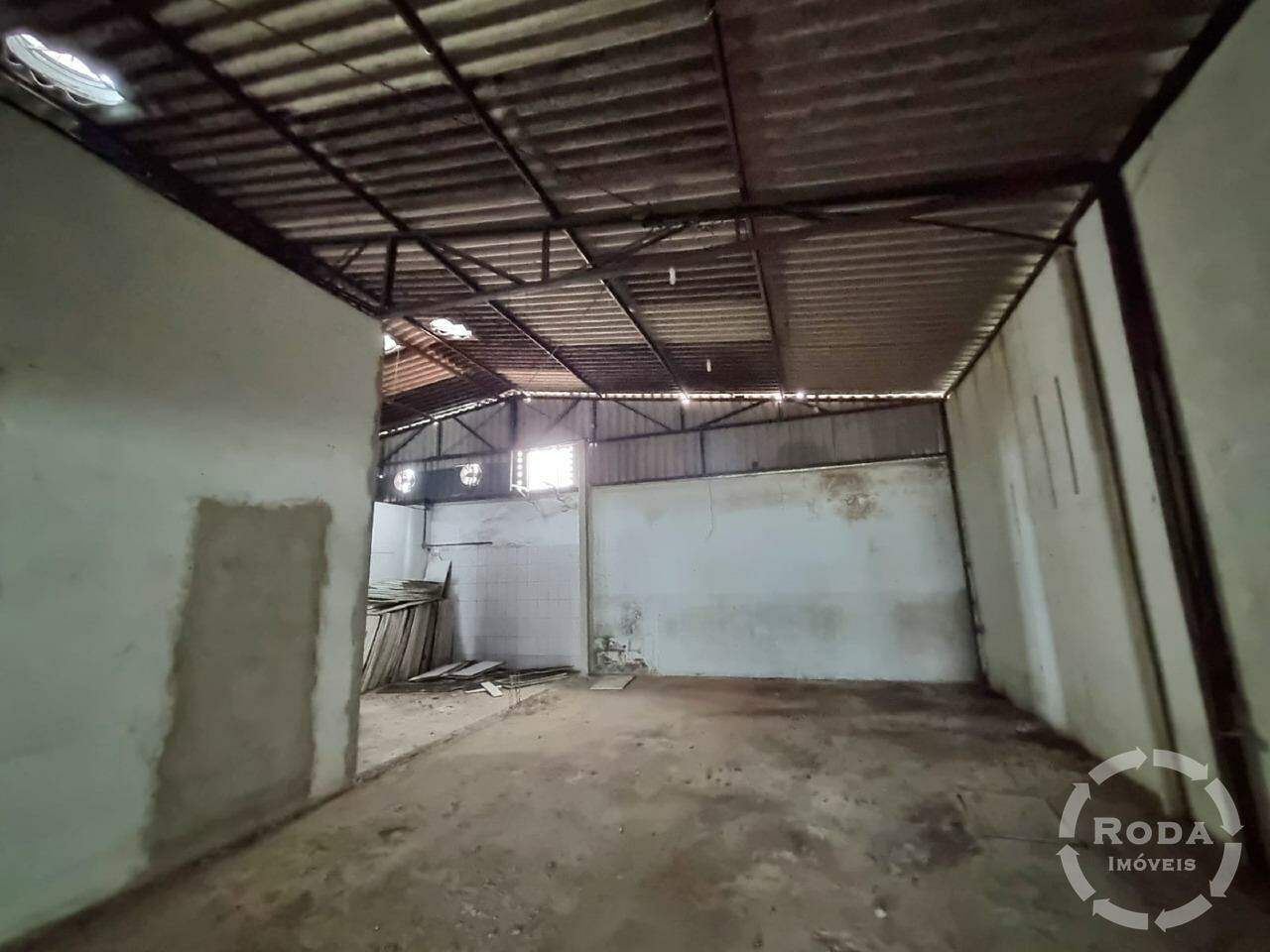 Sobrado Isolado para aluguel no Boqueirão: 