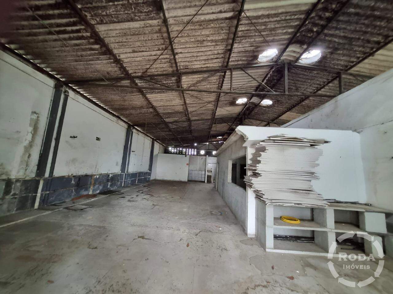 Sobrado Isolado para aluguel no Boqueirão: 