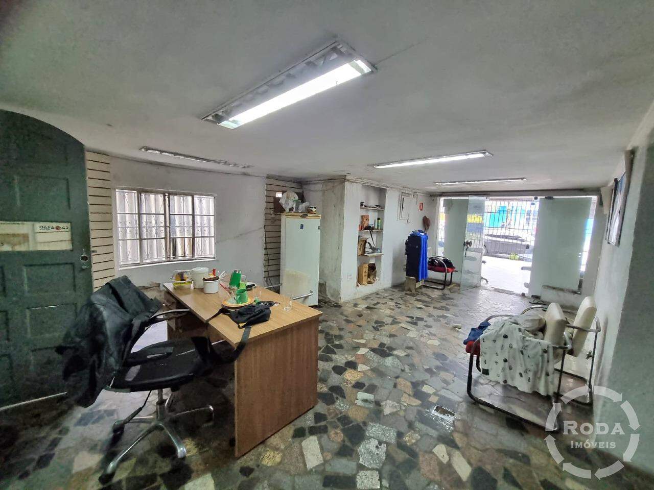 Sobrado Isolado para aluguel no Boqueirão: 