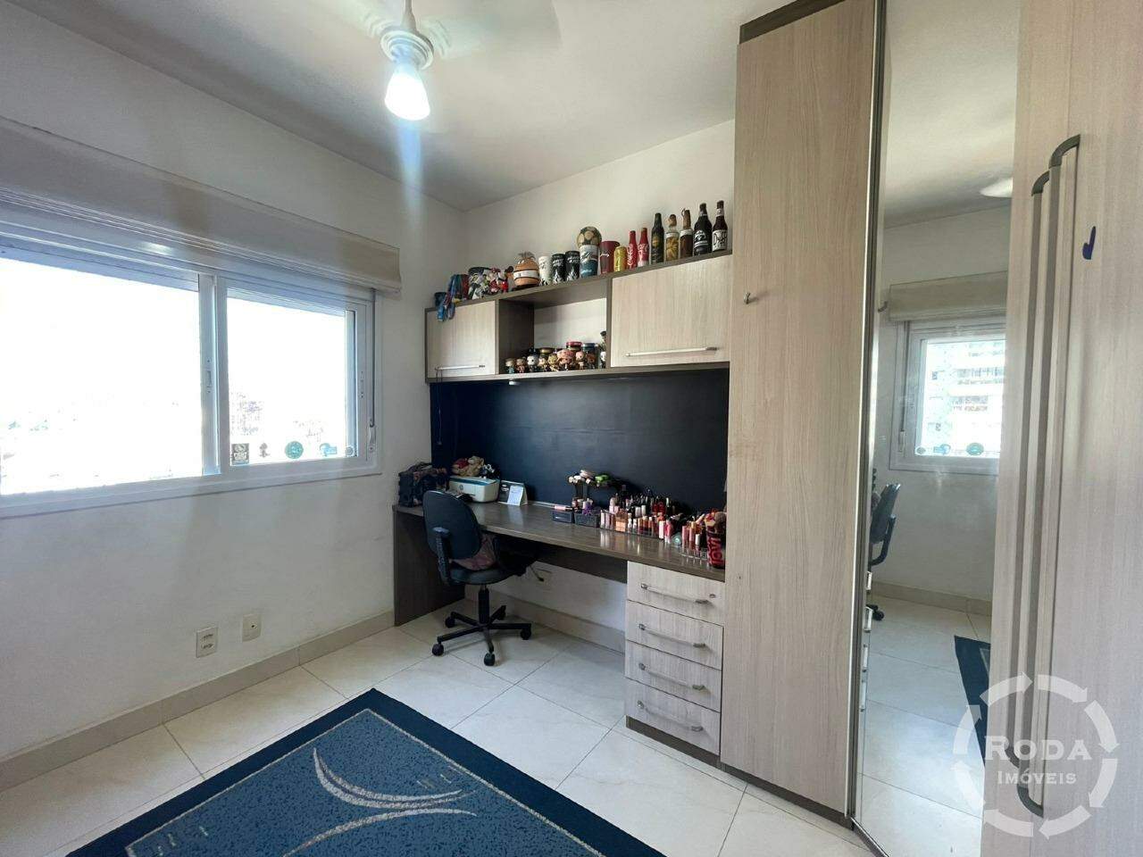 Apartamento à venda no Ponta da Praia: 