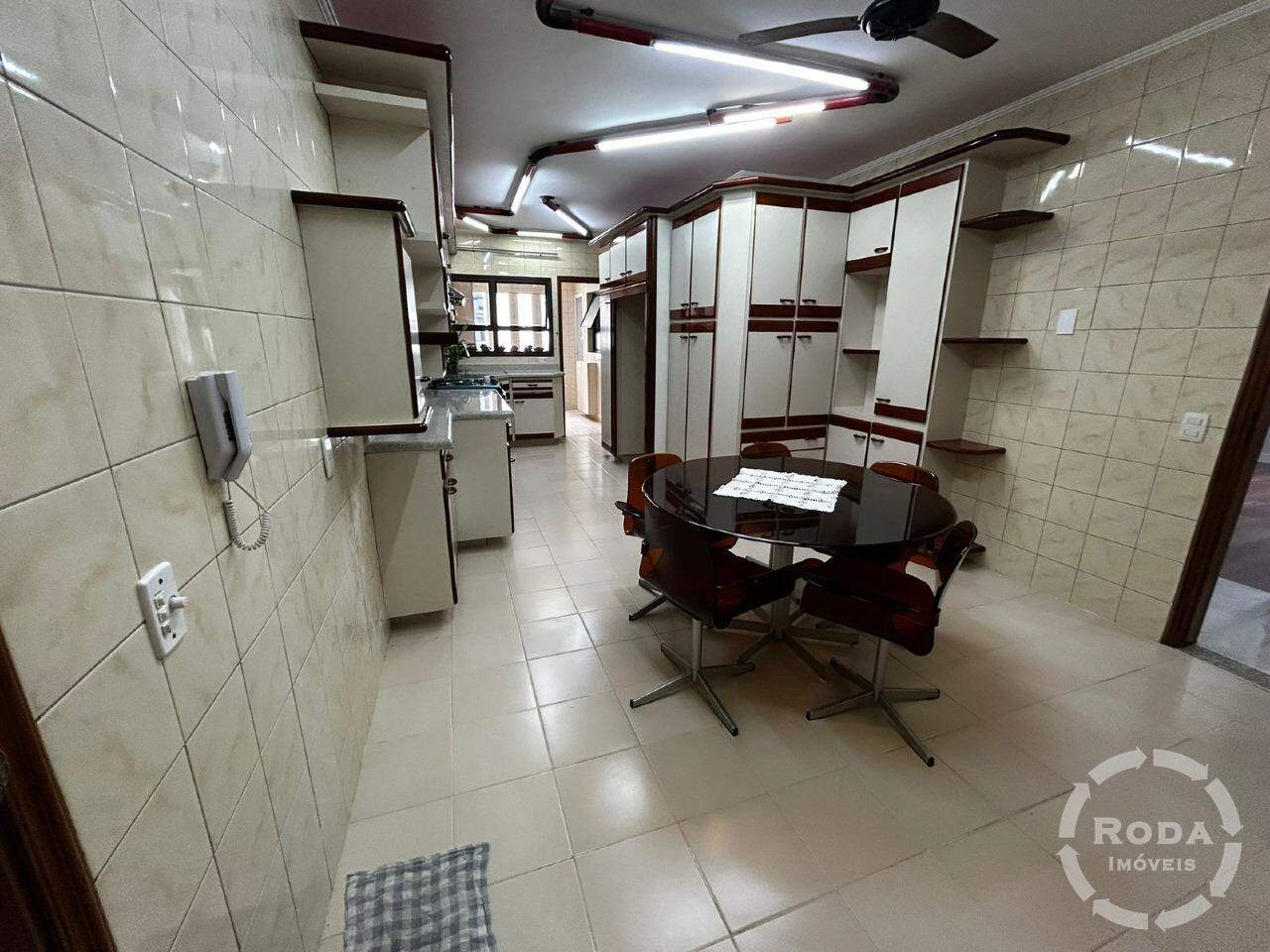 Apartamento para aluguel no Ponta da Praia: 