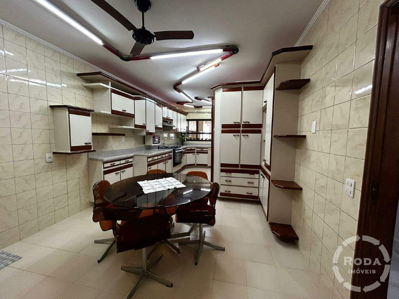 Apartamento para aluguel no Ponta da Praia: 
