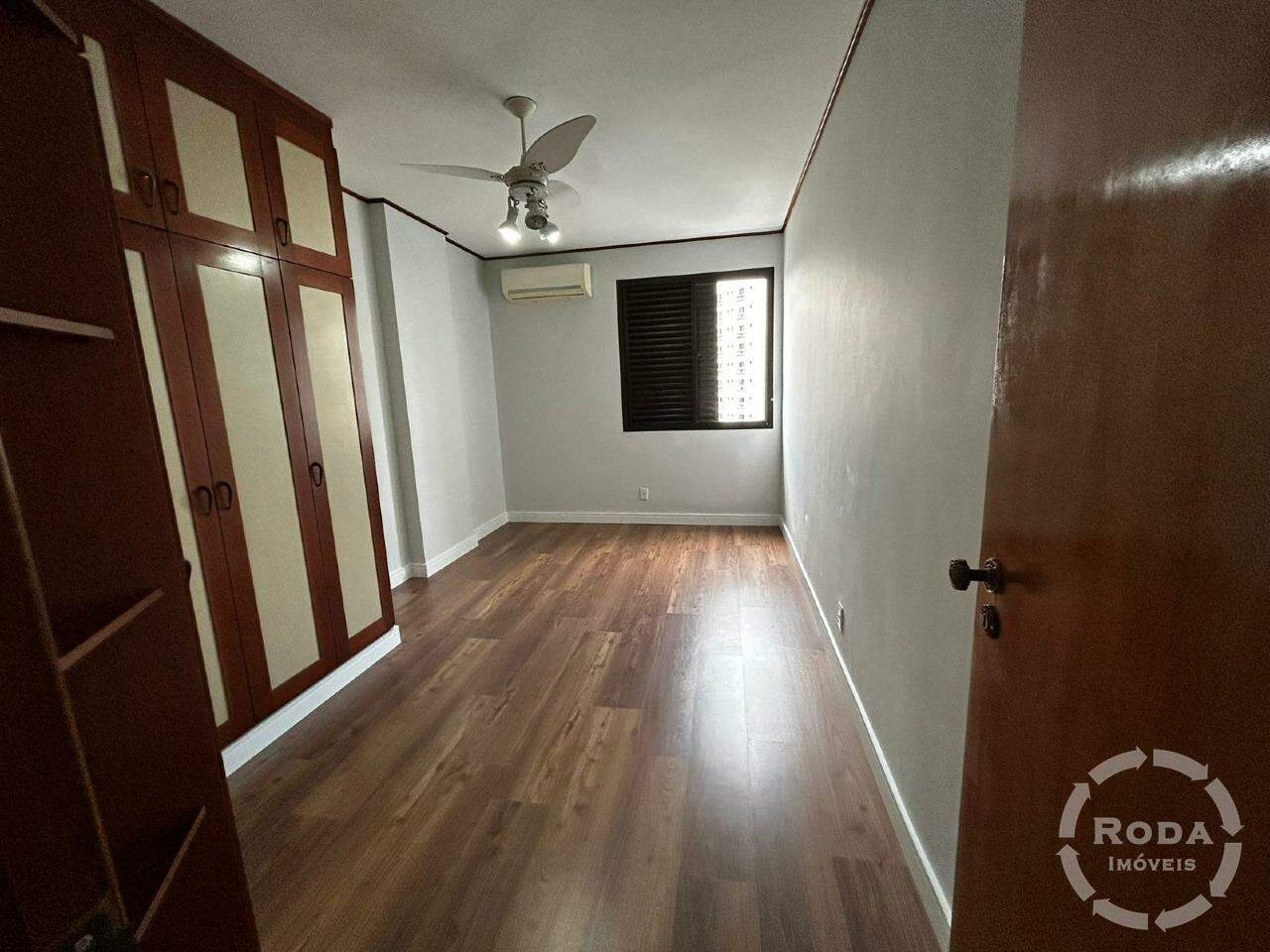 Apartamento para aluguel no Ponta da Praia: 
