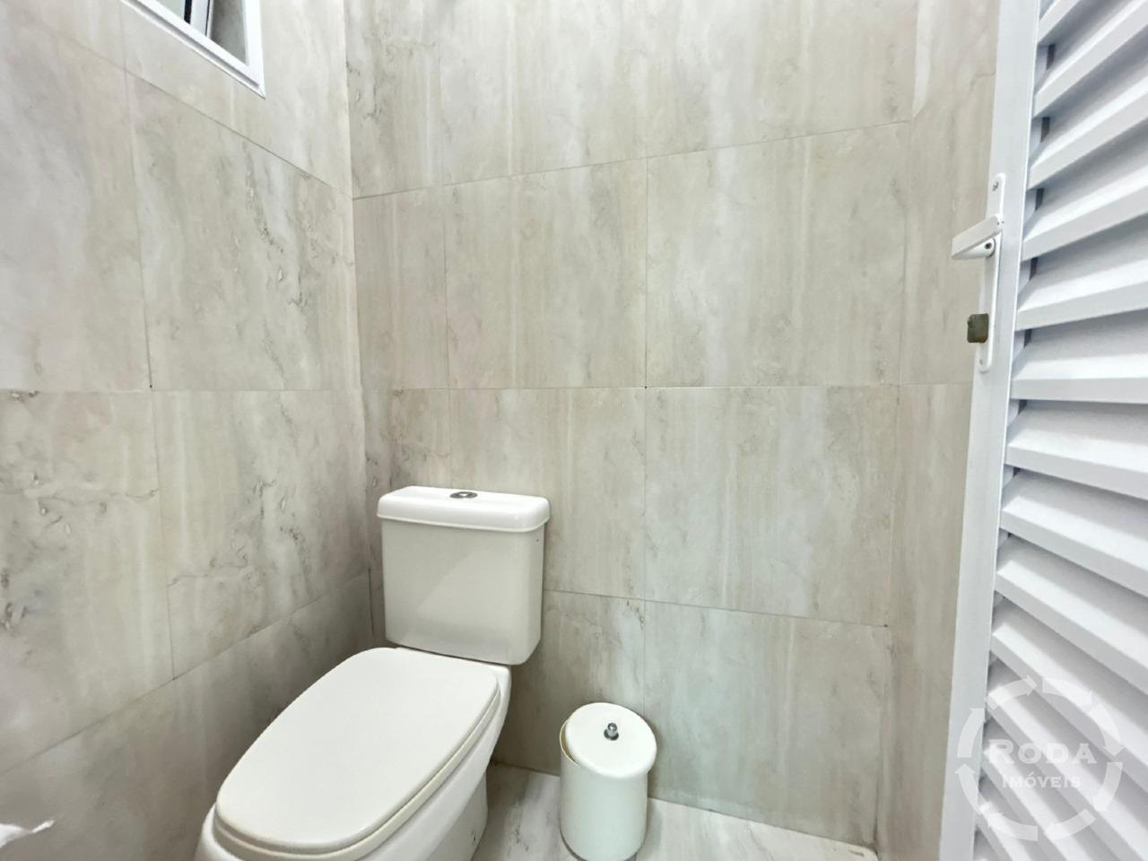 Sobrado Geminado à venda no Embaré: 